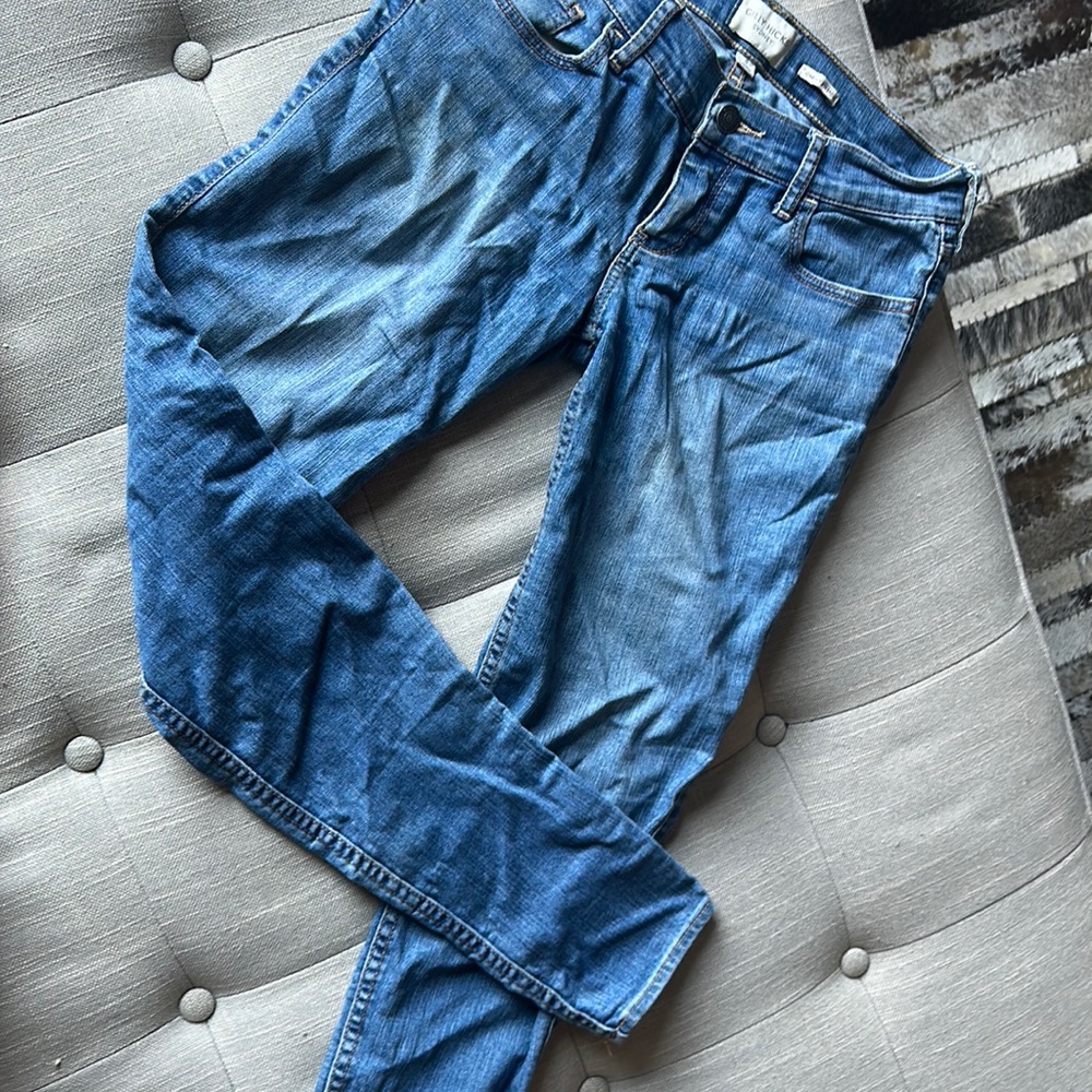 GILLY Hicks Cheeky Stretch‎ Denim Size 0